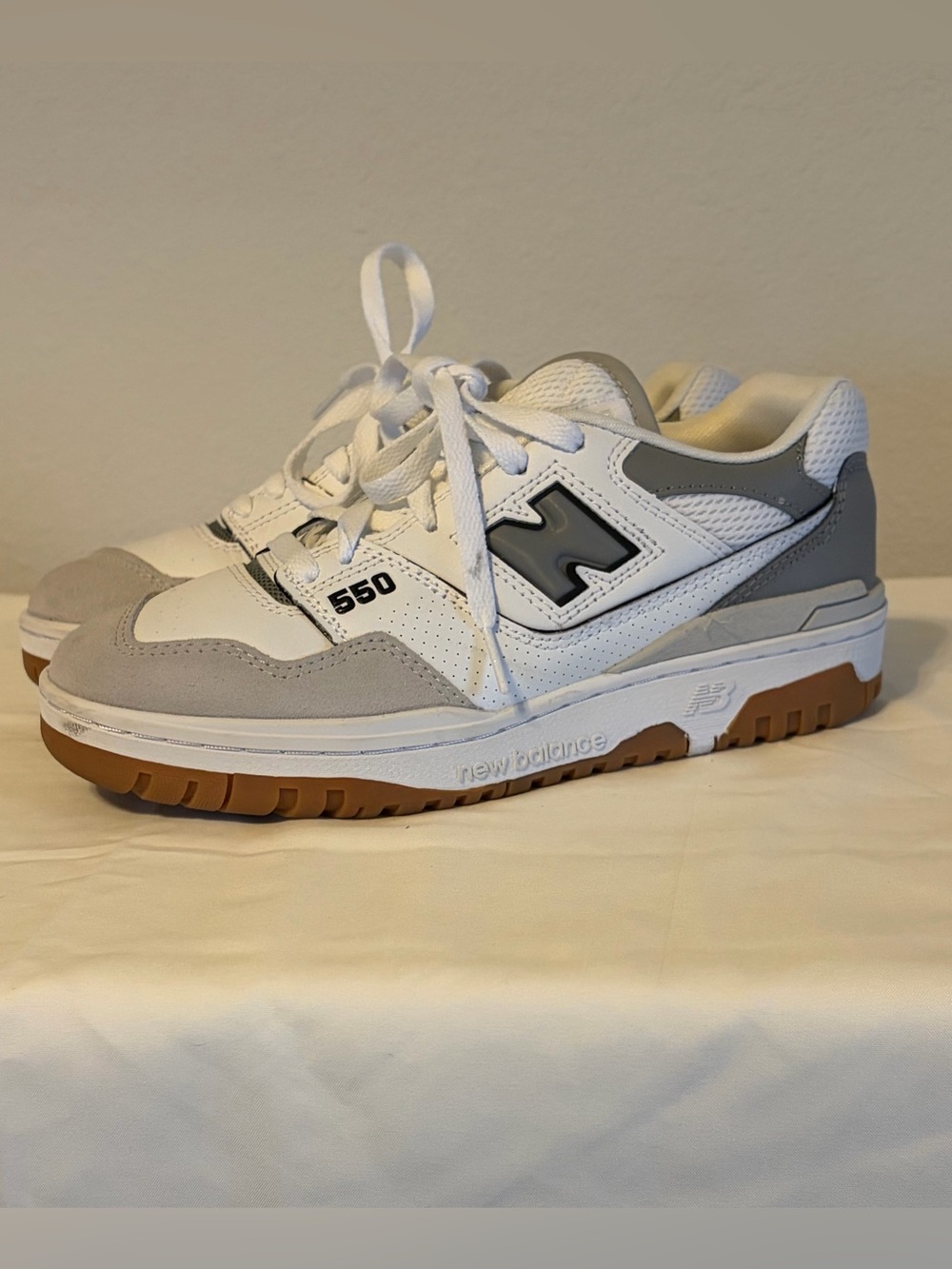 New Balance 550 Sneakers in White, Gray & Gum